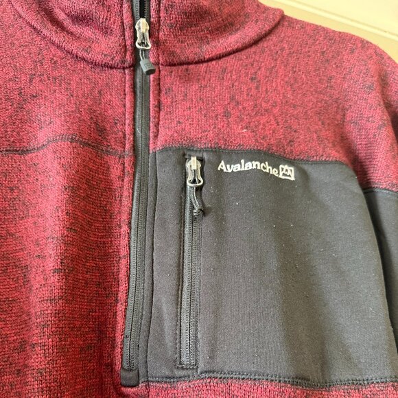 Avalanche Men's Pull-over - Picture 2 of 3